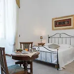 Palazzo Scarciglia - Dimora D'epoca *