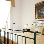 Palazzo Scarciglia - Dimora D'epoca Frühstückspension Minervino di Lecce