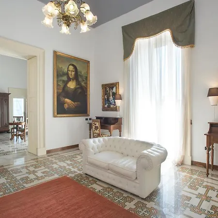 Nocleg ze śniadaniem Palazzo Scarciglia - Dimora D'epoca *