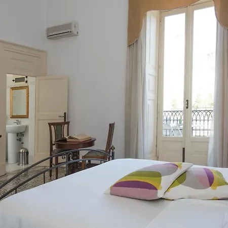 Bed & Breakfast Palazzo Scarciglia - Dimora D'epoca Minervino di Lecce