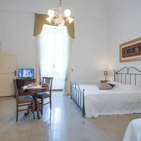 Palazzo Scarciglia - Dimora D'epoca