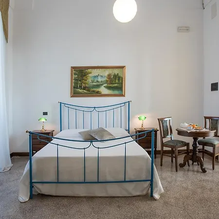 Palazzo Scarciglia - Dimora D'epoca