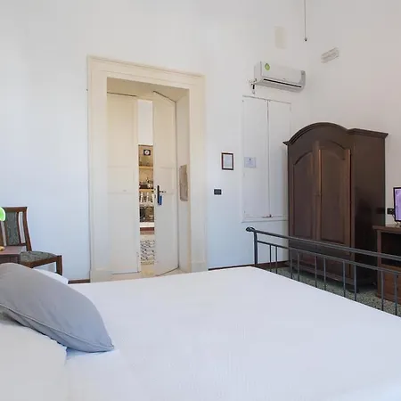 Bed & Breakfast Palazzo Scarciglia - Dimora D'epoca Minervino di Lecce