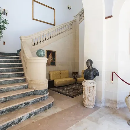 Nocleg ze śniadaniem Palazzo Scarciglia - Dimora D'epoca Minervino di Lecce