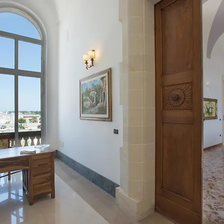 Nocleg ze śniadaniem Palazzo Scarciglia - Dimora D'epoca