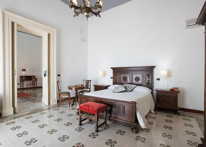 Bed & Breakfast Palazzo Scarciglia - Dimora D'epoca Minervino di Lecce