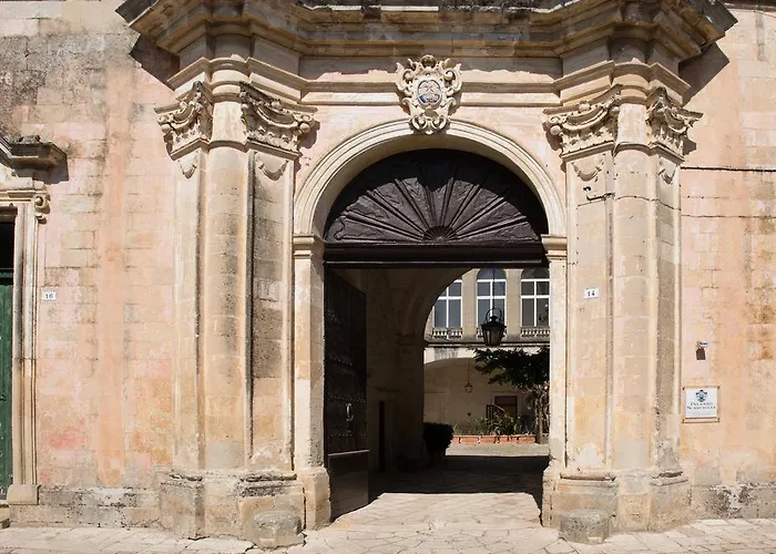 Palazzo Scarciglia - Dimora D'epoca *