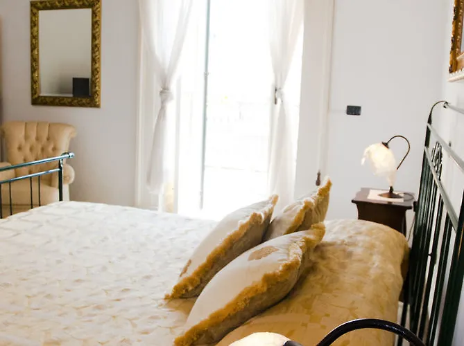 Bed & Breakfast Palazzo Scarciglia - Dimora D'epoca Minervino di Lecce
