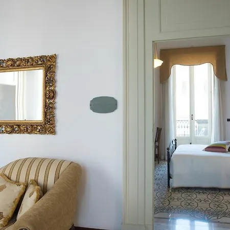 Palazzo Scarciglia - Dimora D'epoca * Minervino di Lecce